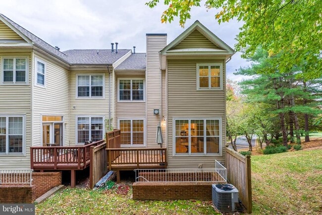 Photo - 1274 Wild Hawthorn Way