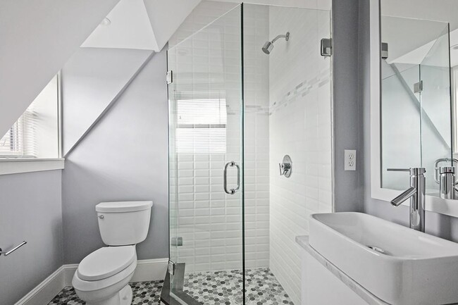 Photo - 324 Tappan St Apartments Unit 2