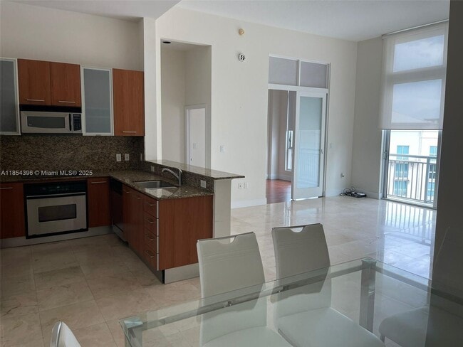 Building Photo - 9055 SW 73rd Ct Unit 607 Rental