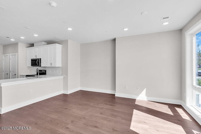 Photo - 201 Sunset Ave Unit 112