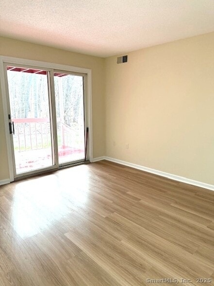 Photo - 25 Old Turnpike Rd Unidad Building 15 1