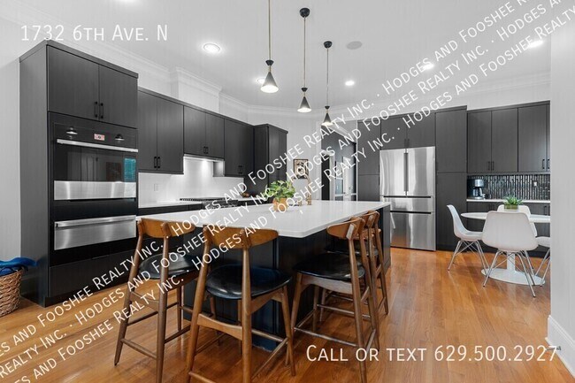 Photo - 1732 6th Ave N