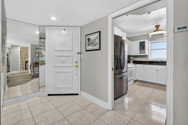 Photo - 801 Lake Shore Dr Unit 807