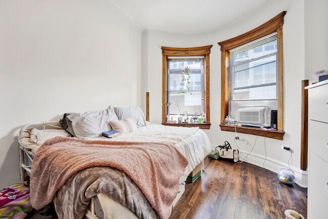 Photo - 1006 W Dakin St