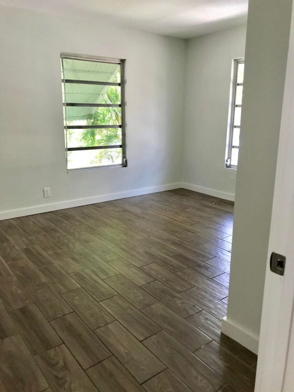 Photo - 824 Winters St