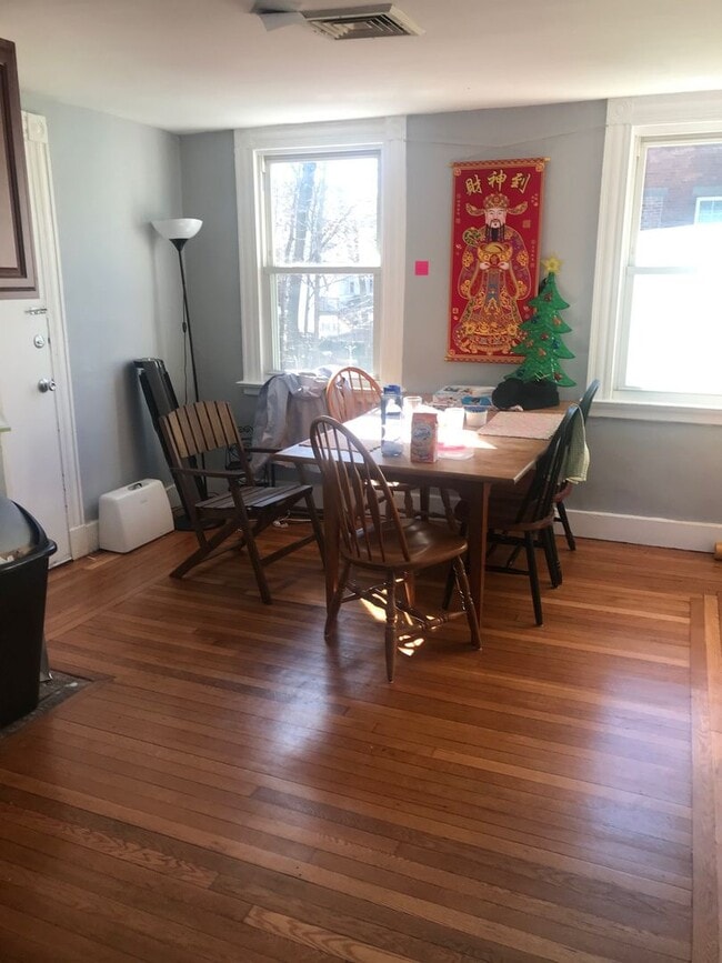 Photo - 229 Dwight St Unit 2