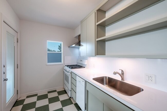 Photo - Mid-Century Charmer with Screened-In Balcony Unit D