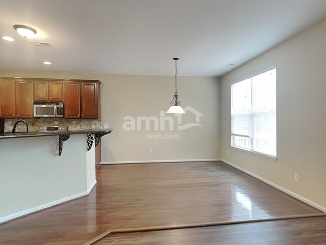 Photo - 1744 Main Divide Dr