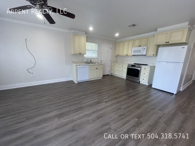 Photo - 212 5th St Unit 212