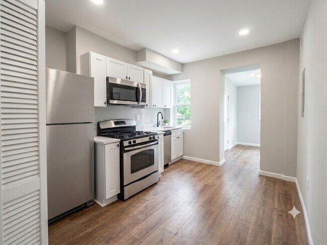 Photo - 2732 Reisterstown Rd Unit 3