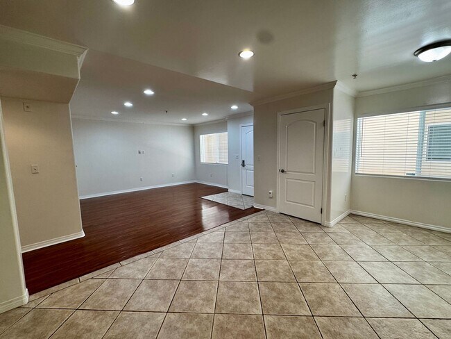 Photo - 13525 Vanowen St Unit 106
