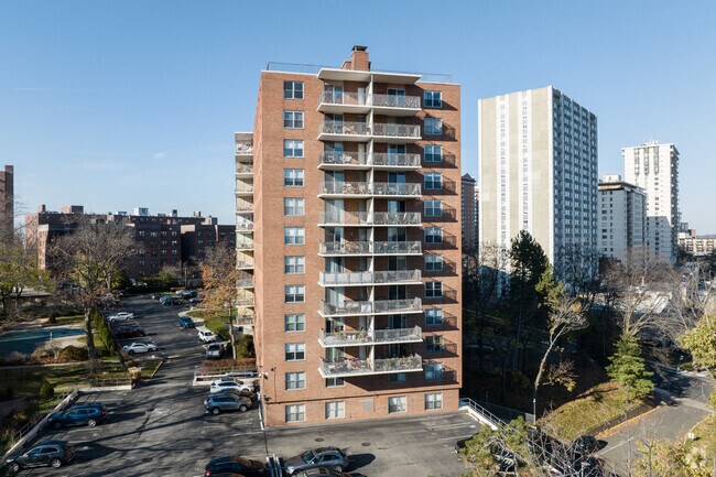 Photo - Executive House Condominium