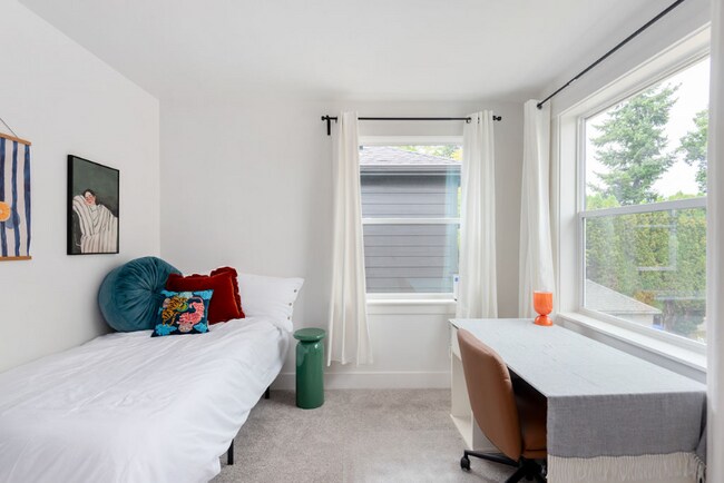 Photo - 1605 NE Liberty St