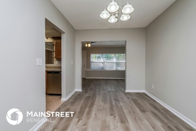 Photo - 13903 Briardale Ln