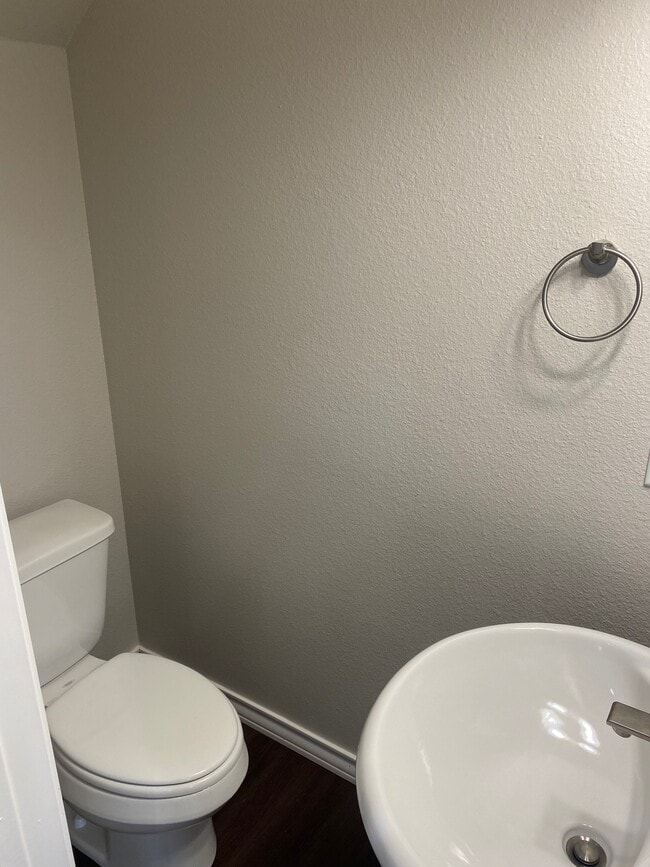 Photo - 3478-3478 Brooke Pl