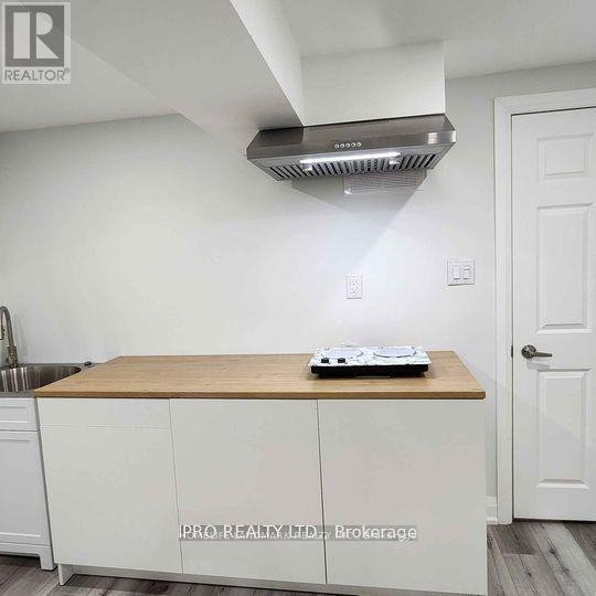 Photo - 2595 Windjammer Rd