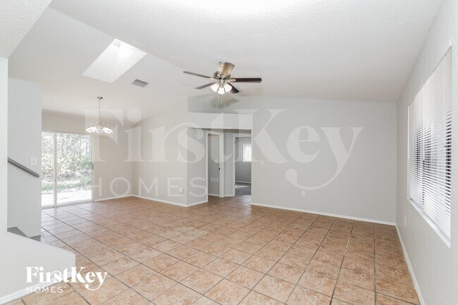 Photo - 5497 Lady Slipper Ave