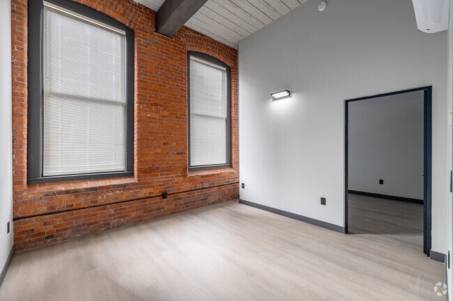 2BR, 1BA - 762SF - Living Room - The Laurel