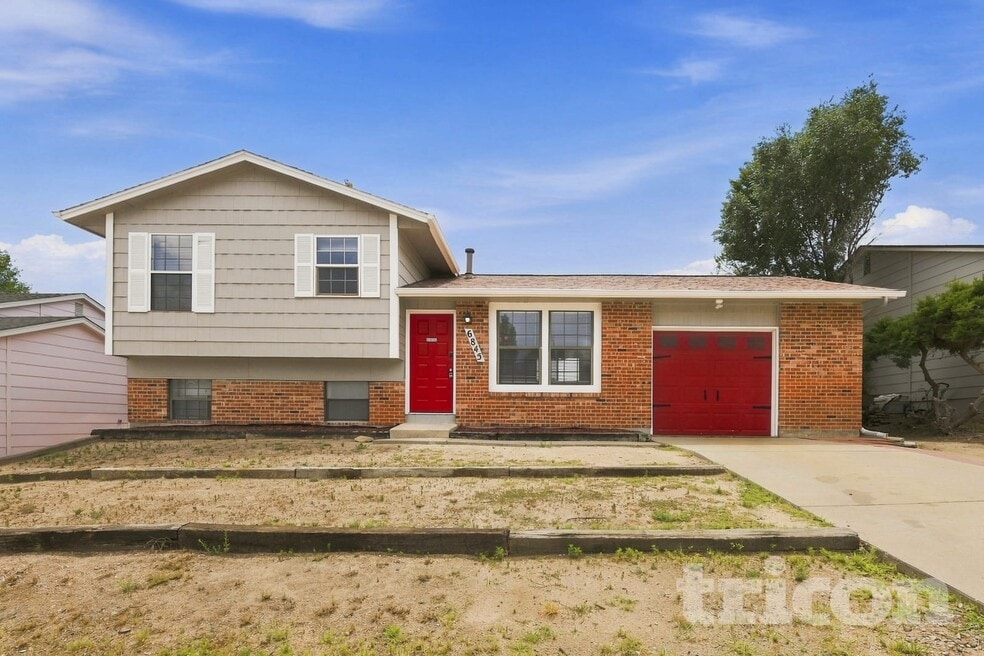 6845 Parkridge Ct