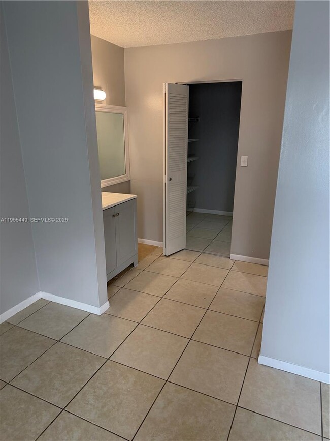 Photo - 250 W Park Dr Unit 201-5