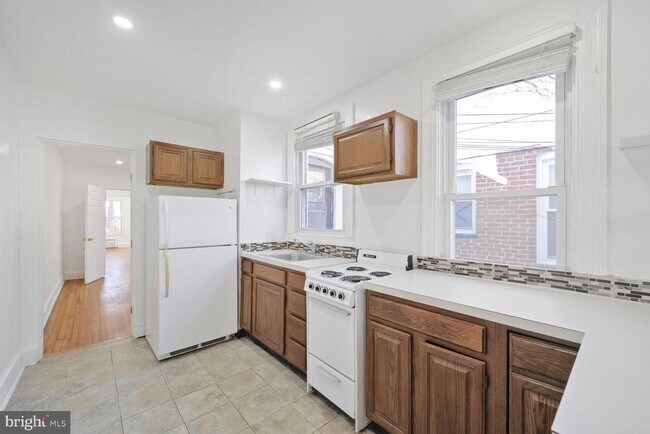 Photo - 1430 A St SE Unidad 2