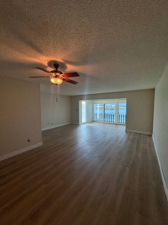 Building Photo - 868 Bayway Blvd Unit Marina House
