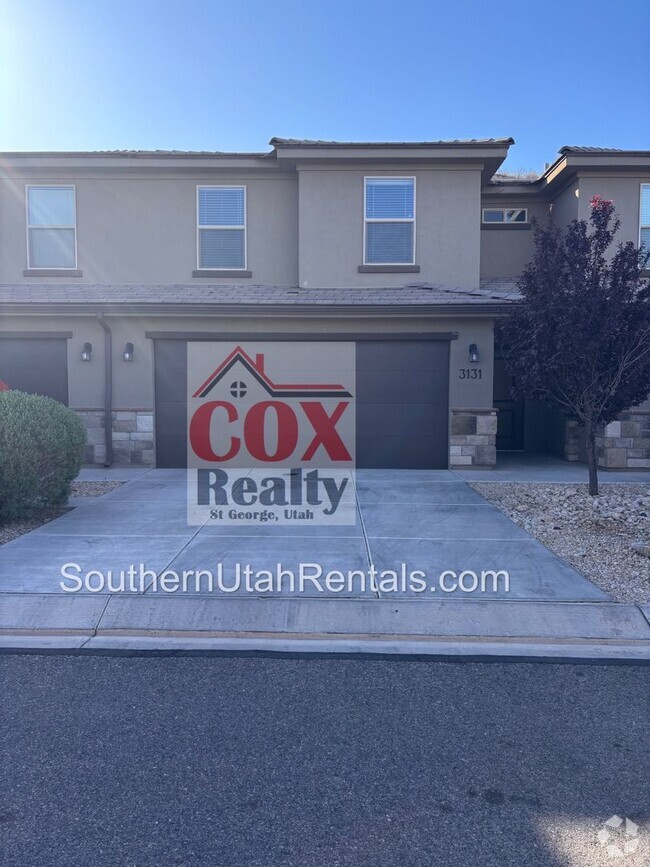 Building Photo - 3 bed / 2.5 bath / 2-car with washer/dryer... Rental