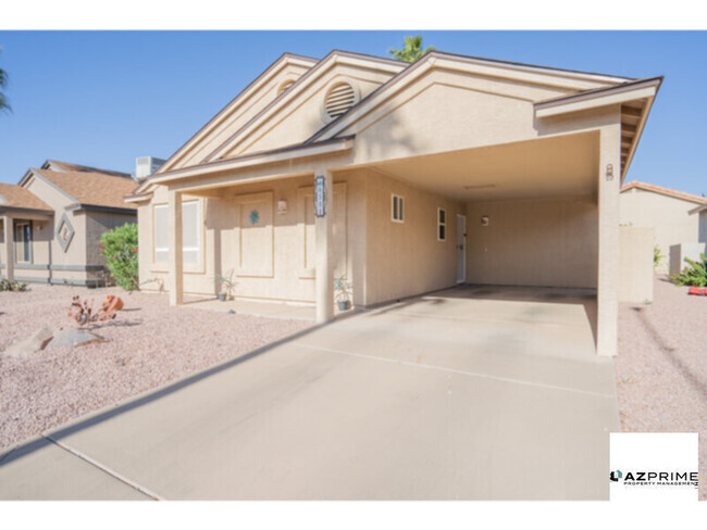 Building Photo - Exquisite 2/2 House in Sunbird Golf Resort...