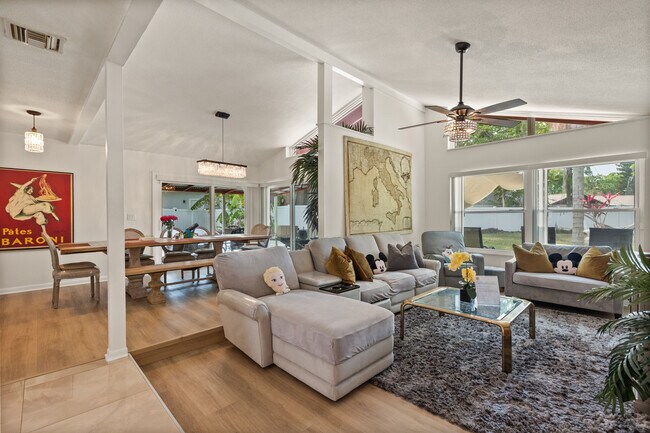 Photo - 4760 Lake Cecile Dr