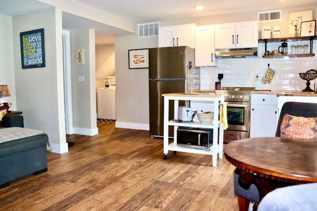 Photo - 33 Walker Ave Unit B