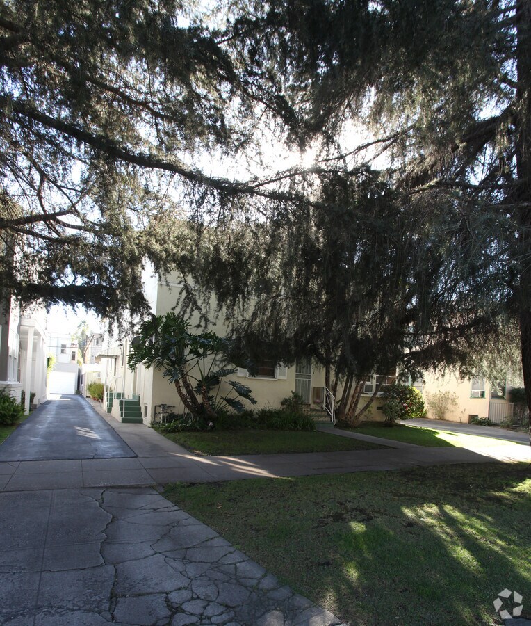 Photo - 4228 1/2 Los Feliz Blvd