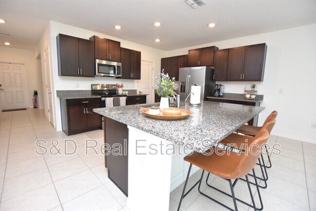 2767 Red Egret Dr