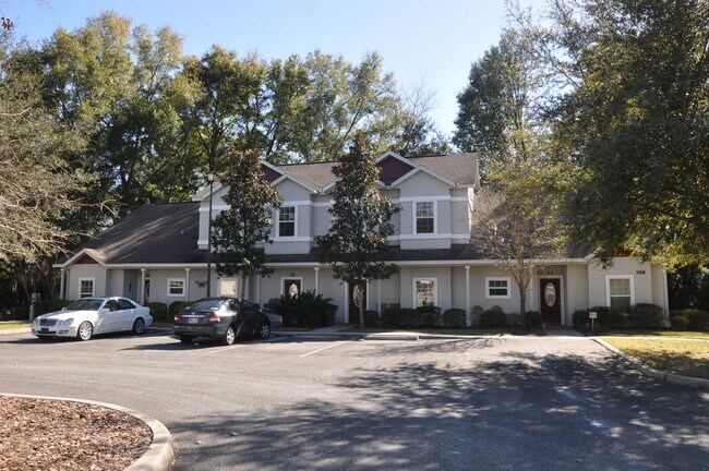 Building Photo - 358 SW 145th Dr Unit 35 Rental