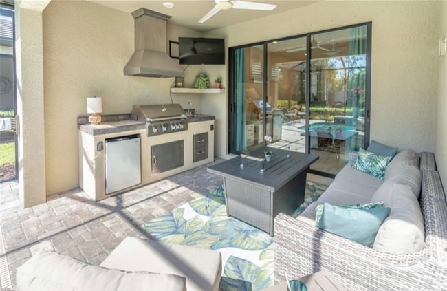 Photo - 7662 Jacaranda Ln