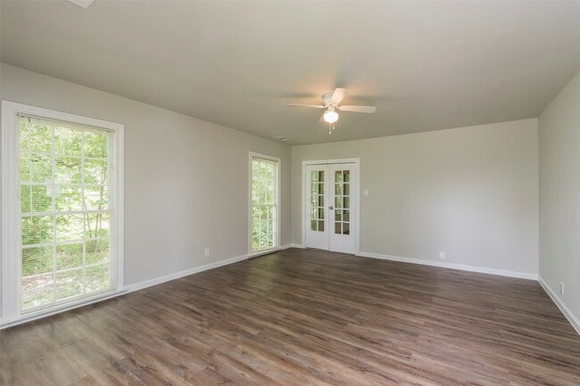 Photo - 6406 Stratton St