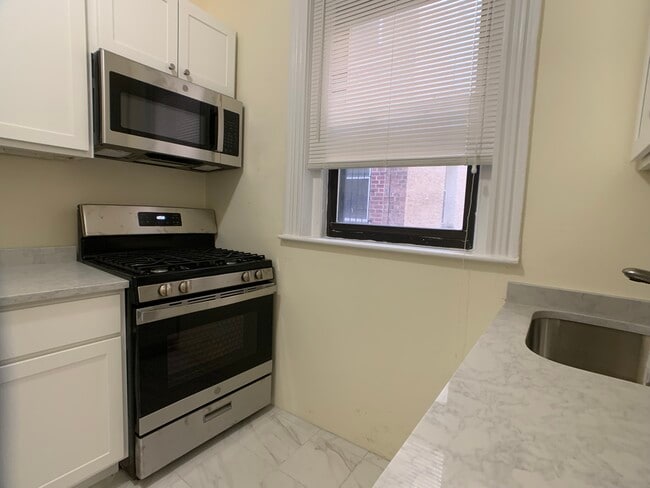 Photo - 27 Saint Lukes Rd