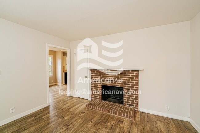 Photo - 201 Ridgewood Ave