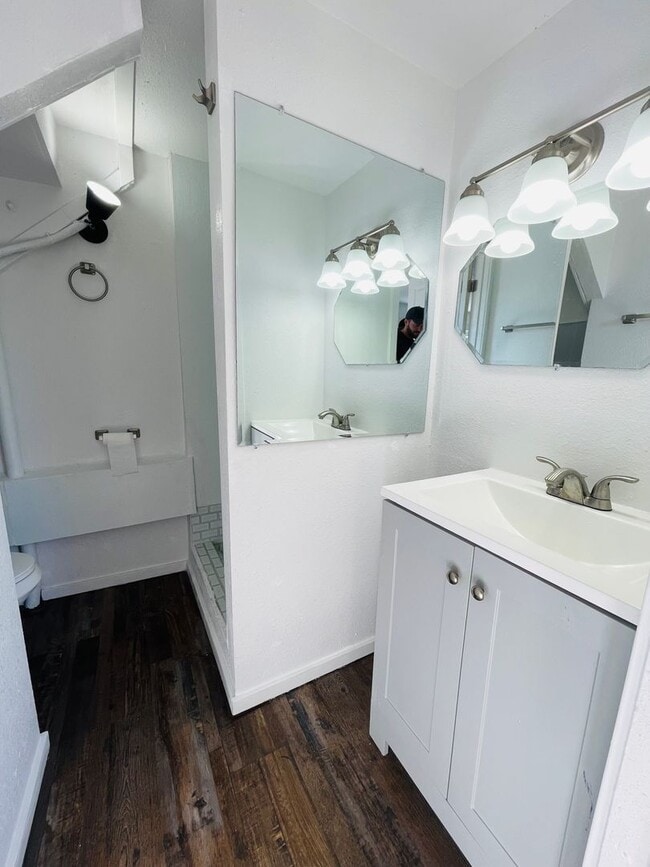 Photo - 415 16th St W Apartment Unit C