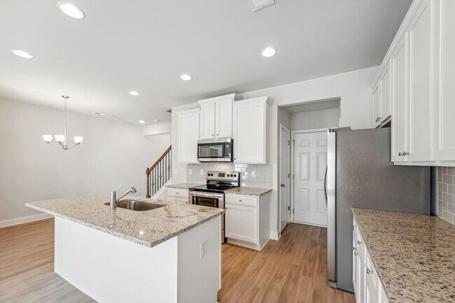 3186 Gallant Fox Ln