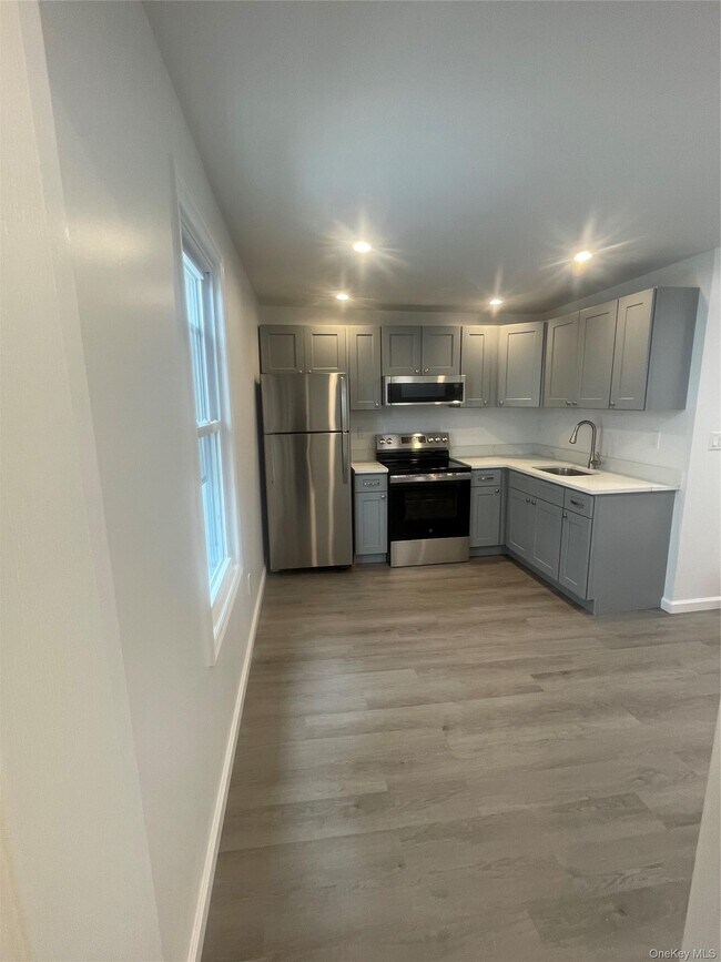 653 Jersey Ave Unit C
