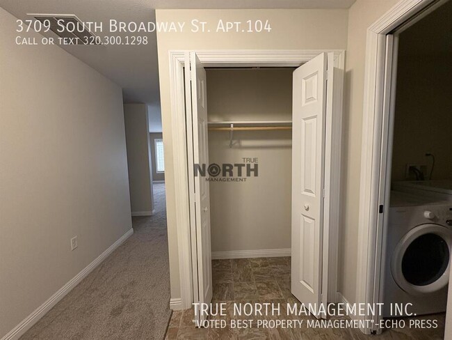 Photo - 3709 S Broadway St