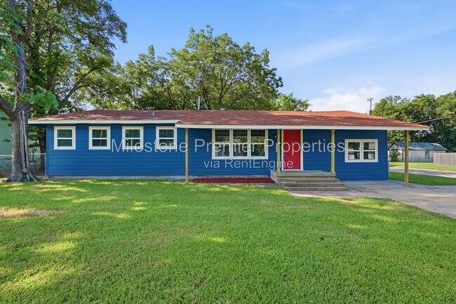 Photo - 718 W Belden St