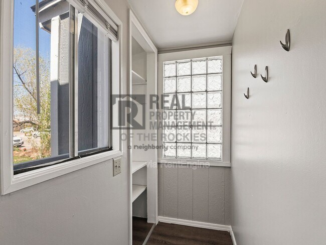 Photo - 319 Walnut St