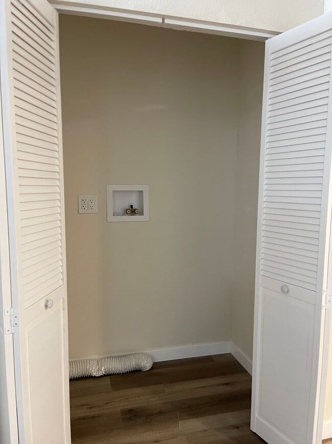 Photo - 4870 Long Branch Ave Unit 4872-C