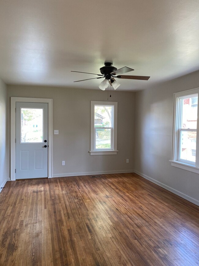 Photo - 4135 Lenox Ave
