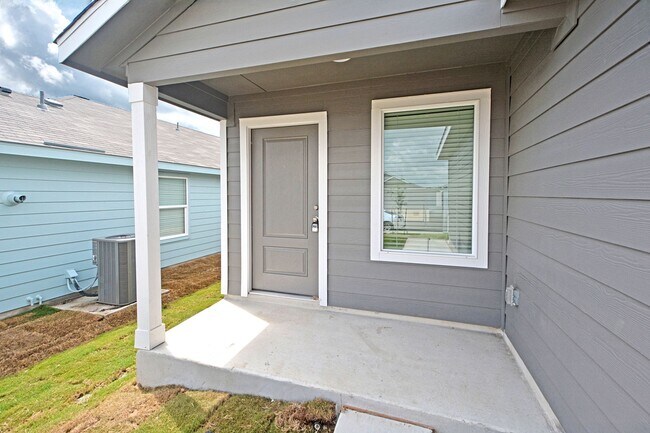 Photo - 1537 Hummock Steep