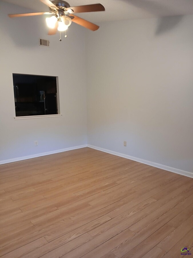 Photo - 452 Tallulah Trail