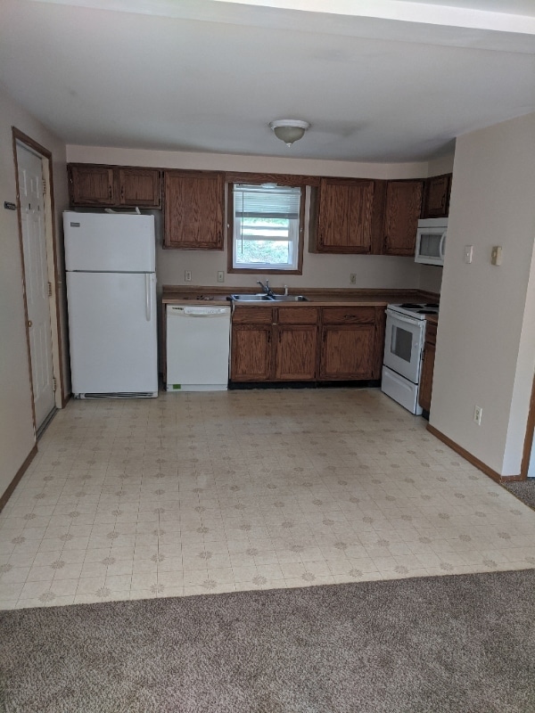 Photo - 89 Jack's Dr Unit 2