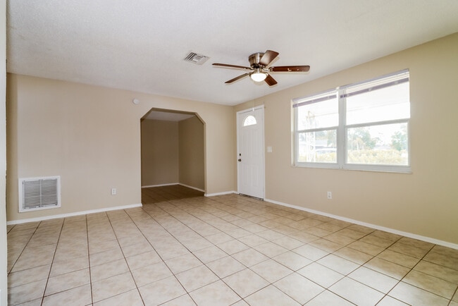 Photo - 3107 Birch Ct