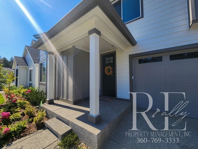 Photo - Elegant McCormick Woods Home with Spacious Layout & Modern Touches